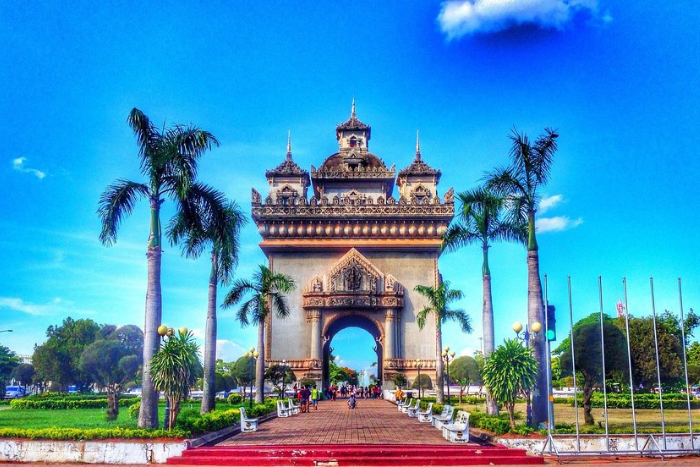 Monument de Patuxay - une des sites incontournables à Vientiane, Laos