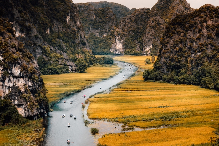 Tam Coc en saison dor&eacute;e