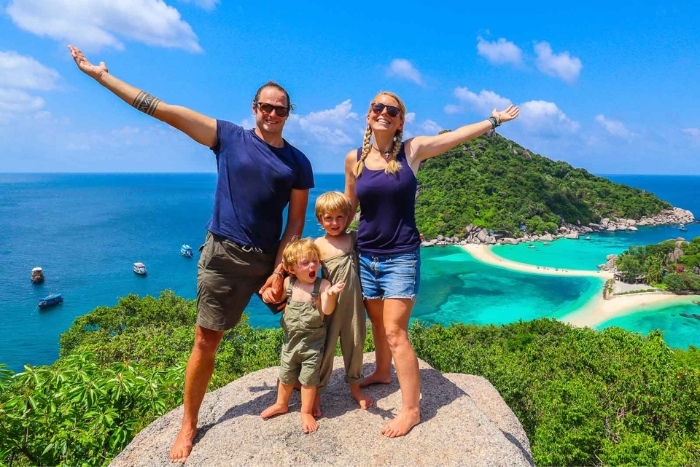 Les familles choisissent souvent une région spécifique en Thaïlande pour explorer et se détendre