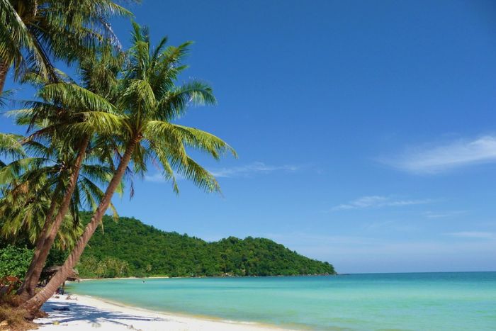 Plages paisibles et eaux turquoise à Phu Quoc
