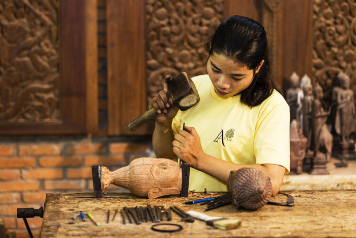 Les Chantier École - où les arts traditionnels des Khmers sont préservés