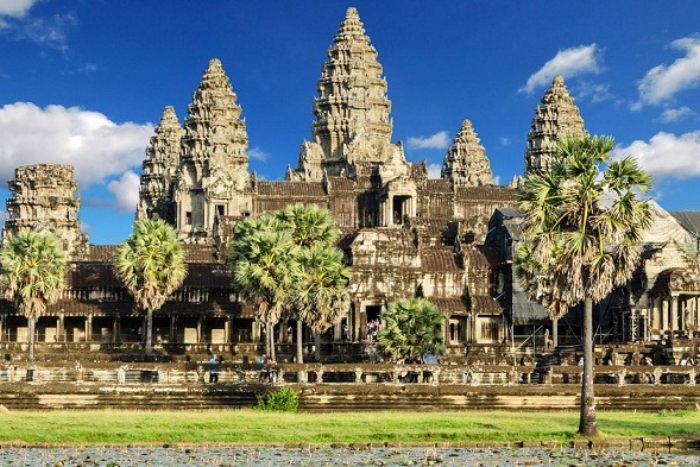 Temples d’Angkor - une site à ne pas manquer lors de votre circuit Vietnam Cambodge 2 semaines