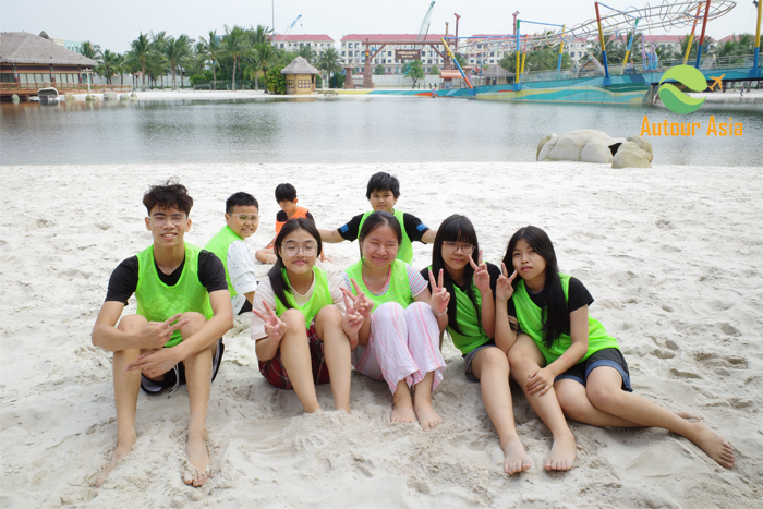 Activités solidaires renforçant la confiance et l’esprit d’équipe des enfants