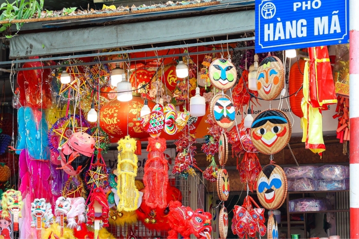 Hanoï est colorée pendant la fête de la mi-automne