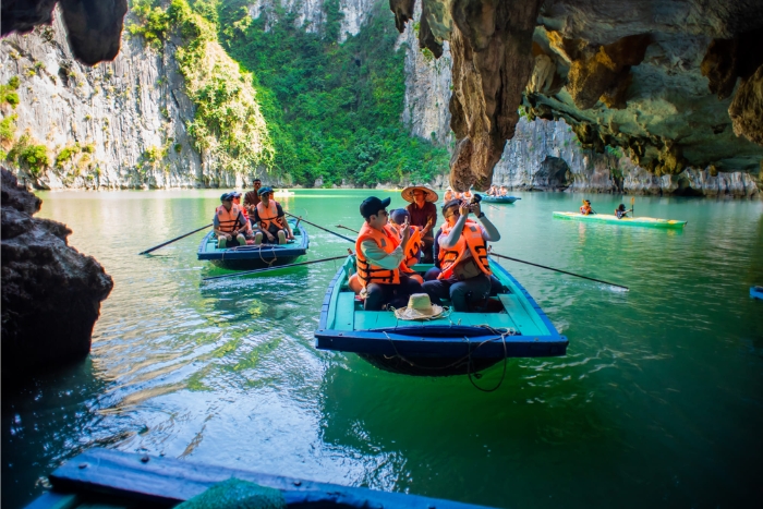 Découverte les sites incontournables dans votre voyae sur la baie d'Halong