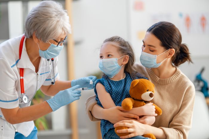 Consulter un professionnel de la santé avant de voyager