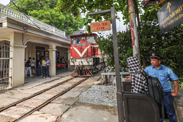 Un nouveau train spécial reliera le centre de Hanoï à l'usine ferroviaire de Gia Lam