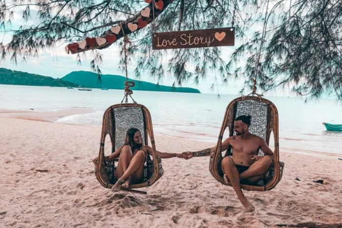 La chaise suspendue sur l'île Koh Rong Samloen