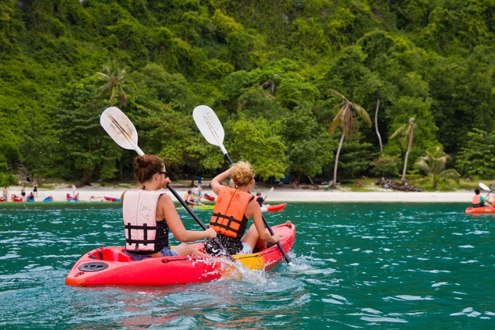 Explorer l’île de Tioman en kayak