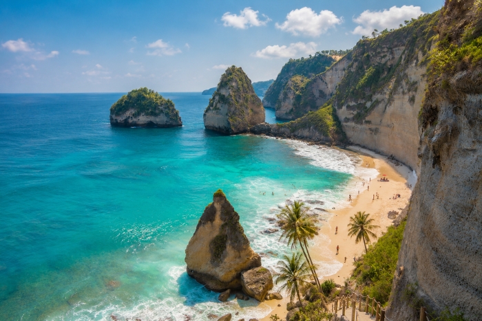 Savourer un moment de d&eacute;tente au bord de la mer &agrave; Bali