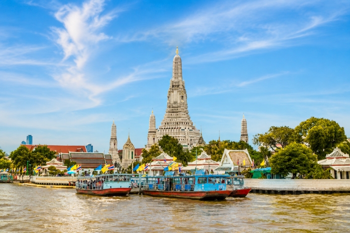 Plonger dans l&rsquo;ambiance urbaine de Bangkok lors d&rsquo;un voyage en ao&ucirc;t