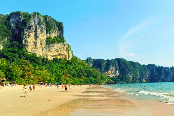 Ao Nang Beach, parmi les plus belles plages de Tha&iuml;lande