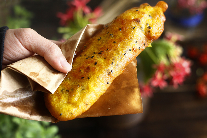 Beignets de banane croustillants - bánh chuối chiên street food vietnamien