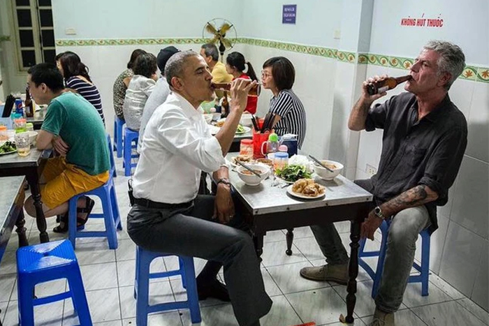 Le président Barack Obama a dégusté du bun cha à Hanoï