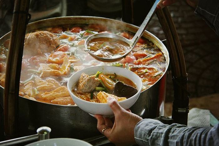 Bun rieu cua - Soupe de vermicelles de riz au crabe